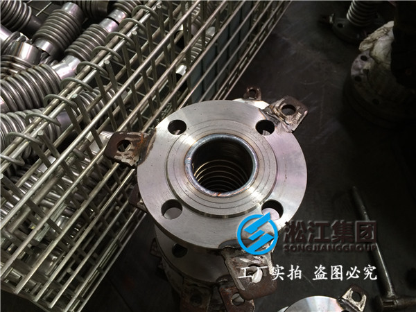 法兰金属软接头，不锈钢和碳钢的区别在哪里？