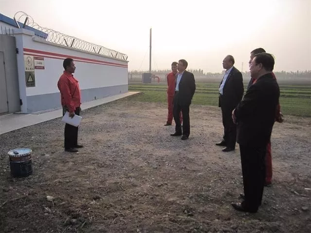 立式明装风机盘管机组金属软接头：油气管道进行安全检查