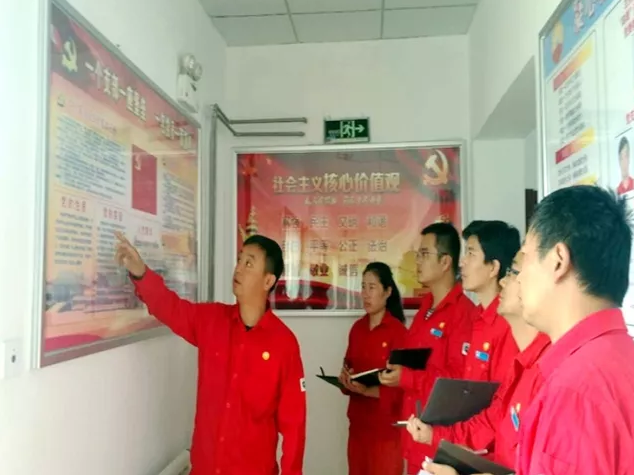 家用*暖设备金属软接头:张旭东,*位基层支部书记的“跨界演出”