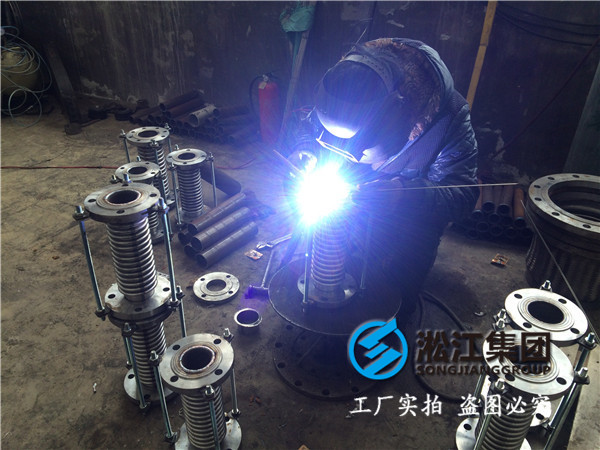 钢制伸缩器与波纹金属软管补偿器的区别