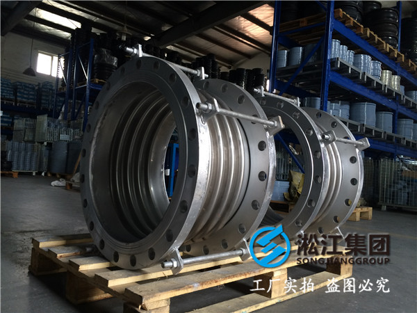 过200℃热蒸汽的埋地蒸汽管线选用波纹金属软管补偿器