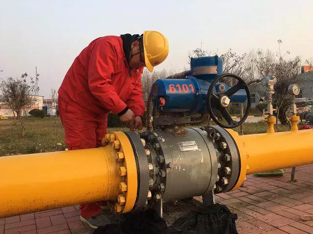 柴油机消防泵组金属软接头：巧借“东风”治理设备低老坏