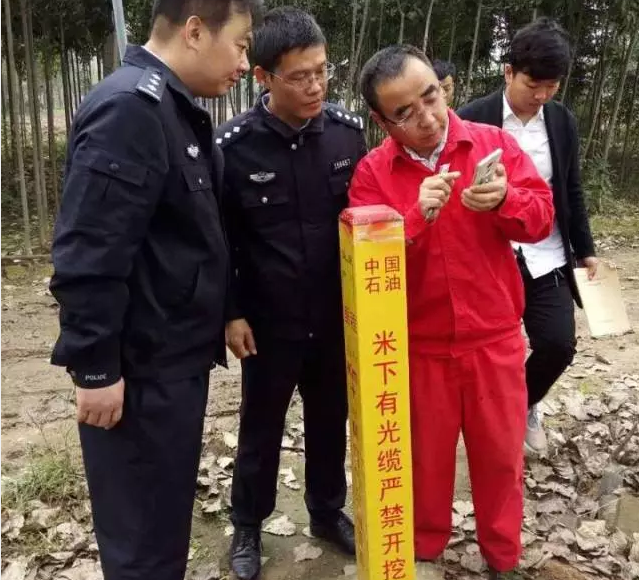立式单*消防泵金属软接头：岁末年初，管道安全不放松