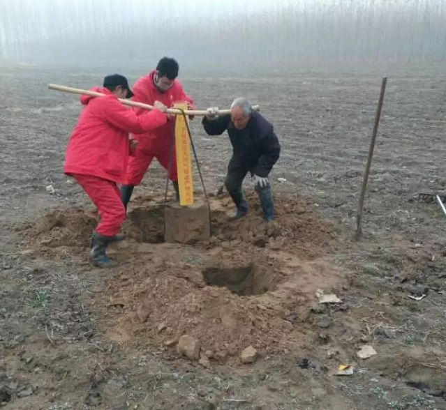立式单*消防泵金属软接头：岁末年初，管道安全不放松