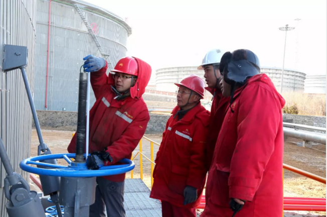 深井消防泵金属软接头：5#罐大修后.次进油圆满成功
