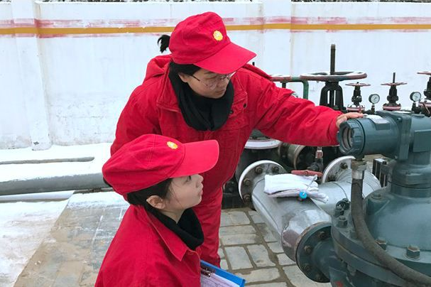 消防排水泵金属软接头：全员齐动应对降雪保生产