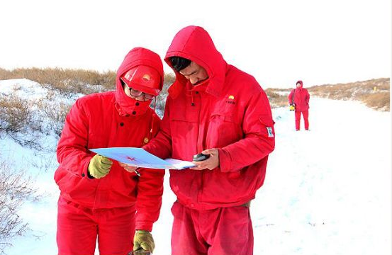 生物质*热锅炉金属软接头：全员积.应对低温降雪天气