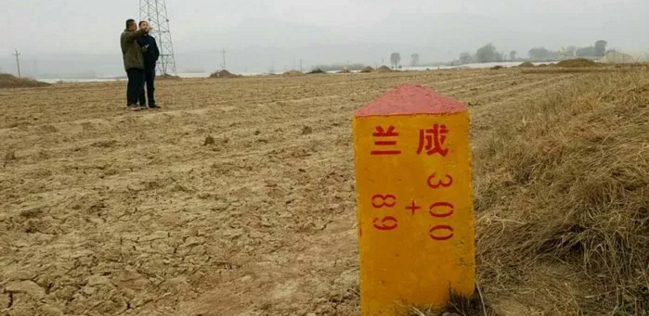 燃气锅炉金属软接头：积.配合县自来水惠民工程建设