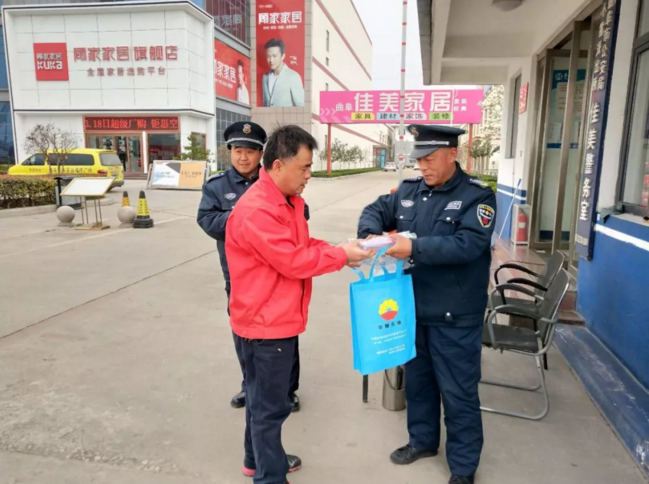 暖气加装循环泵金属软接头：