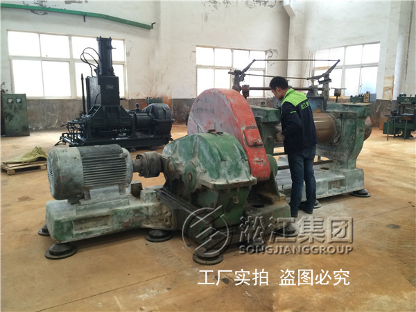 【苏州吴中区市政污水处理项目】热镀锌法兰橡胶接头合同 苏州热镀锌法兰橡胶接头,吴中区法兰橡胶接头,市政污水处理法兰橡胶接头