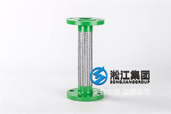 不锈钢软管DN40的丝接的,用在水泵出口,长度120mm