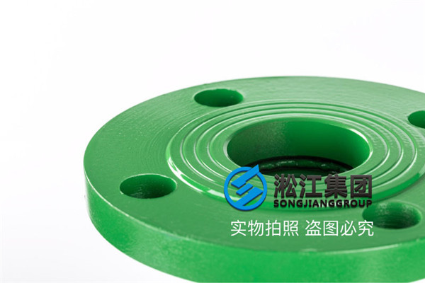 不锈钢软管DN40的丝接的，用在水泵出口，长度120mm